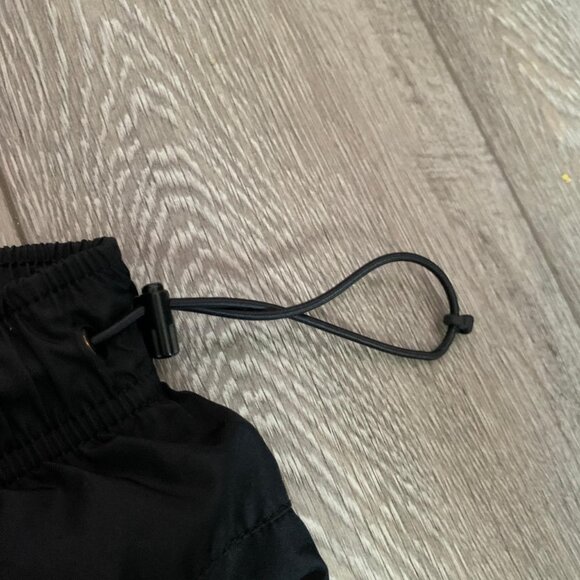 Nike Retro Shorts - Picture 4 of 4